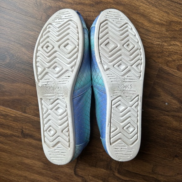 Toms shoes - Picture 2 of 2